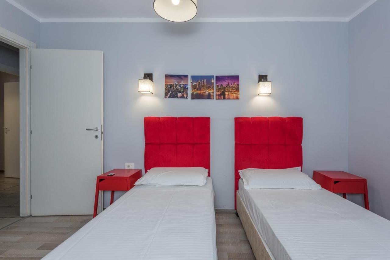 בוקרשט Royal Accommodation מראה חיצוני תמונה